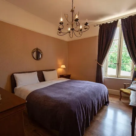 De 2 Au 1er Etage Каркассонн