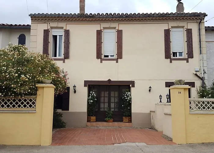 De 2 Au 1er Etage Apartment Carcassonne